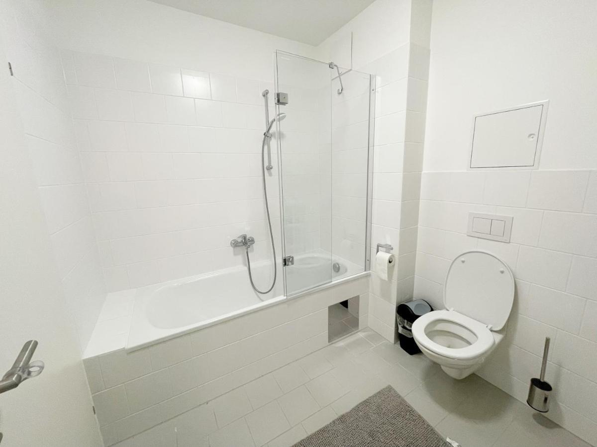 Muzeta11 - Modern Town Apartment With Balcony Vienna Exterior photo