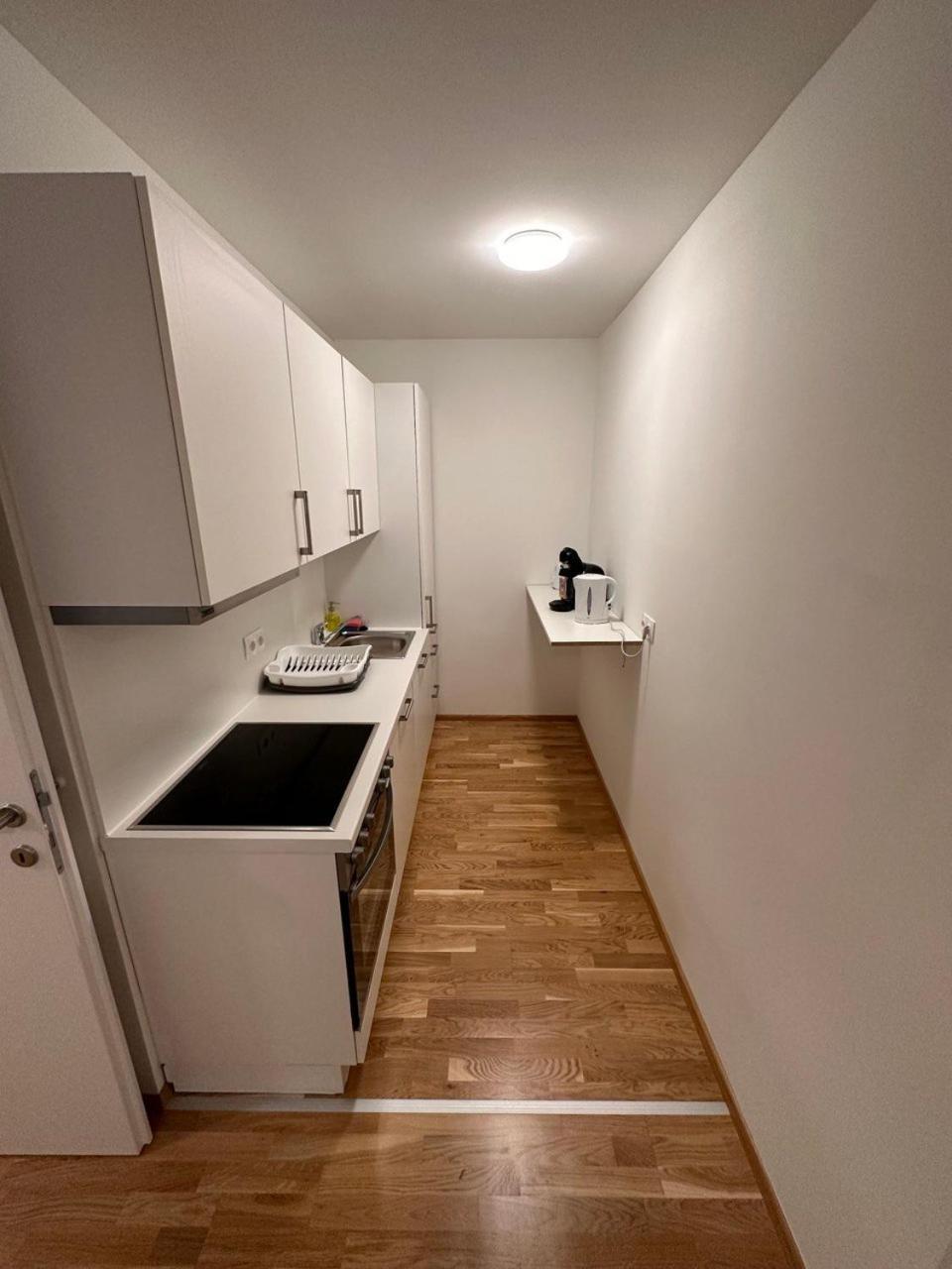 Muzeta11 - Modern Town Apartment With Balcony Vienna Exterior photo