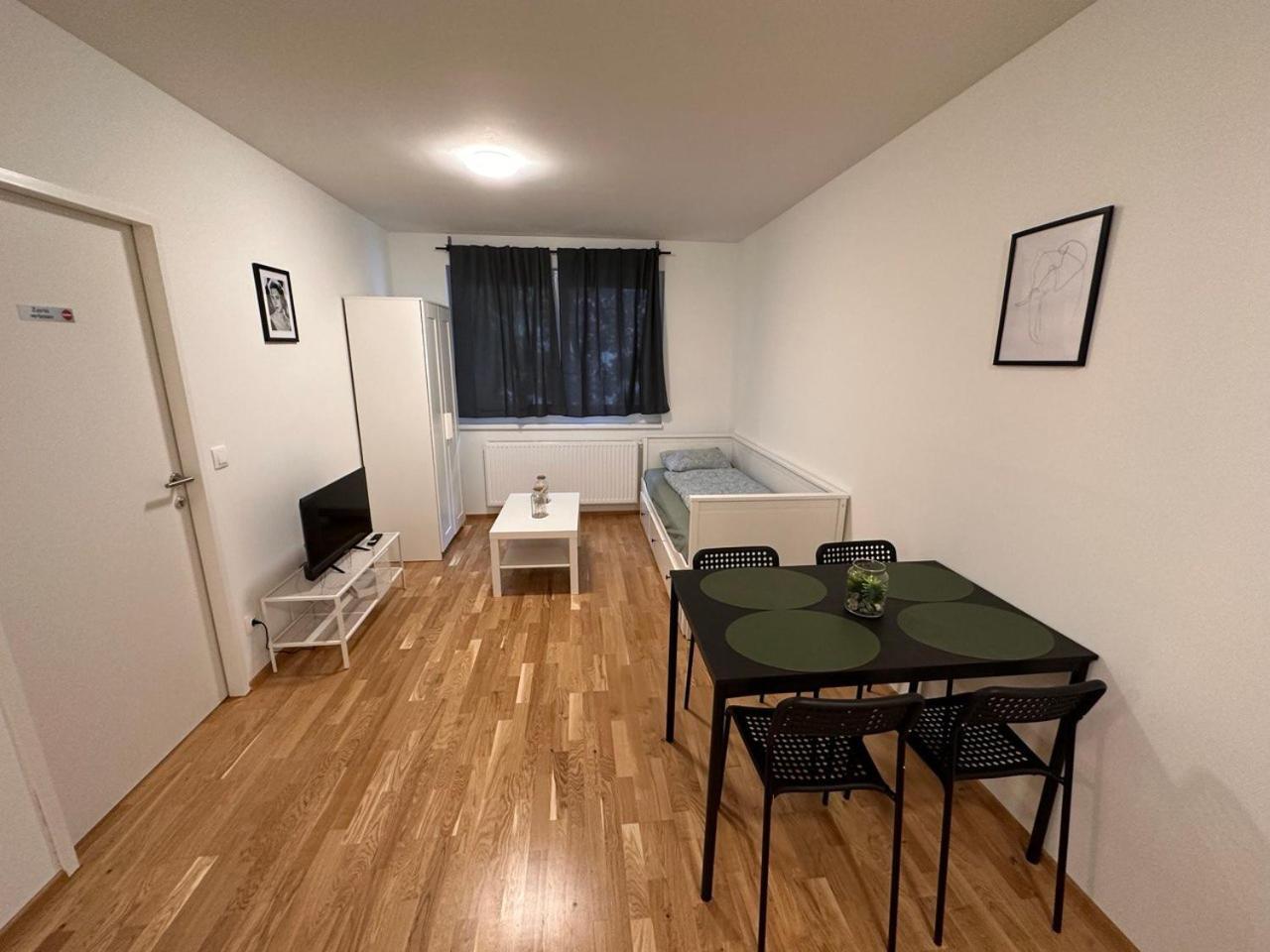 Muzeta11 - Modern Town Apartment With Balcony Vienna Exterior photo